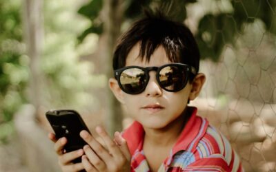 Efectos de las redes sociales en infancia y adolescencia